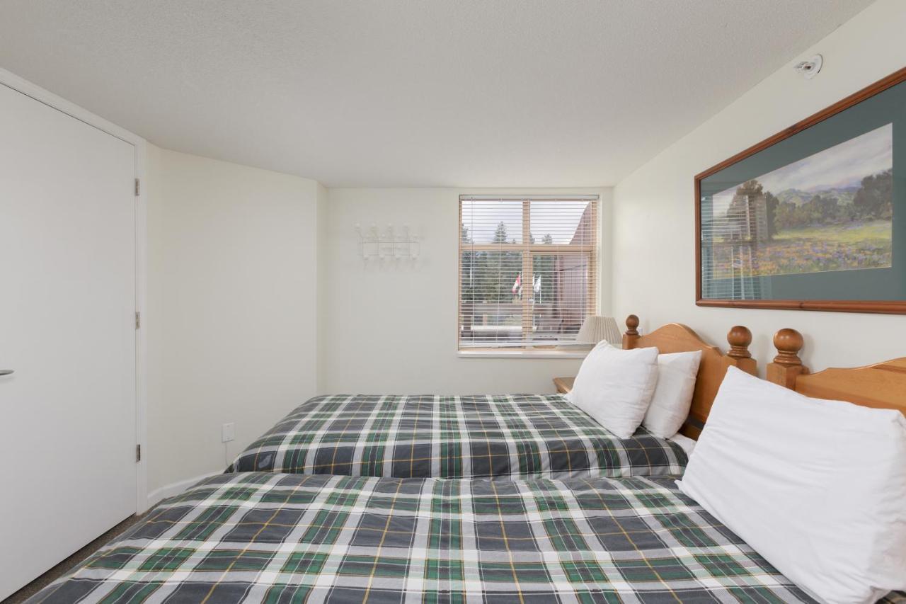 Tyndall Stone Lodge By Cozystay Signature Whistler Zewnętrze zdjęcie