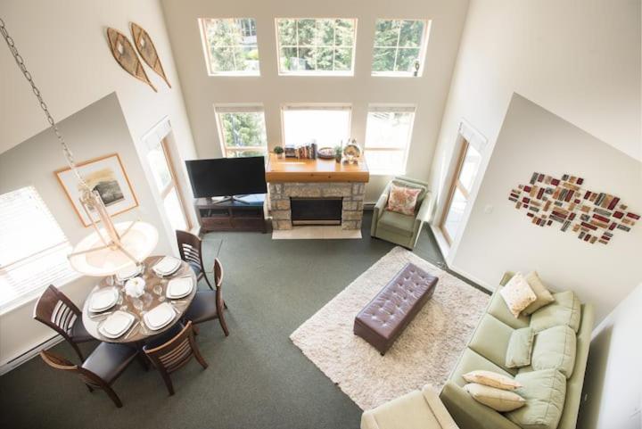 Tyndall Stone Lodge By Cozystay Signature Whistler Zewnętrze zdjęcie